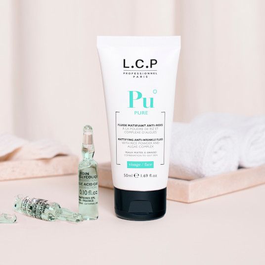 fluide matifiant anti-rides à la poudre de riz et complexe d'algues